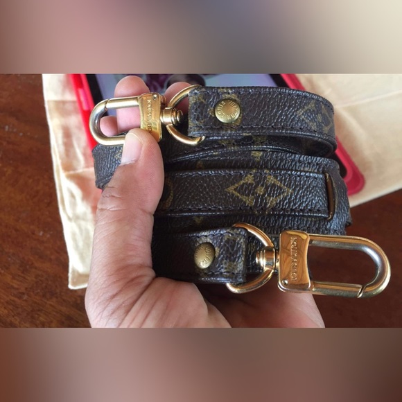 ❤️‍🔥PALLAS MM❤️‍🔥 LOUIS VUITTON Pallas Monogram Canvas Shoulder Bag Red - Picture 14 of 16